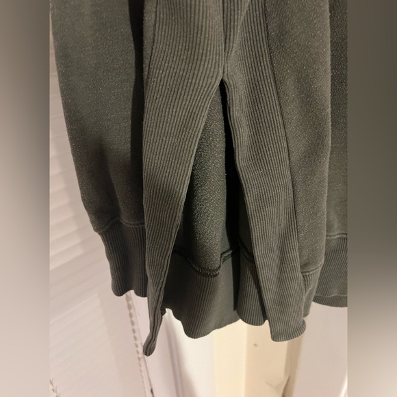 Aerie grey crewneck - Picture 4 of 6